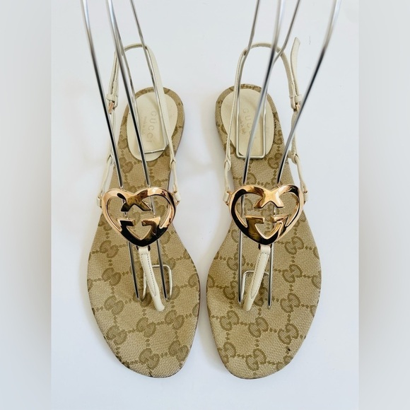 Gucci Shoes - Gucci White leather GG supreme canvas interlocking heart thong sandals EU 36.5